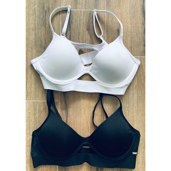 PINK Ultimate Push Up 2 Pack Medium Black and White NWOT - Picture 1 of 12